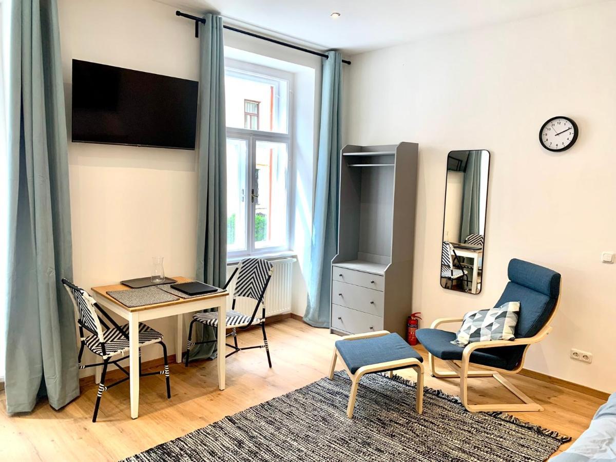 Vintage Chic Studio - By Nahuen Suites Graz Ngoại thất bức ảnh